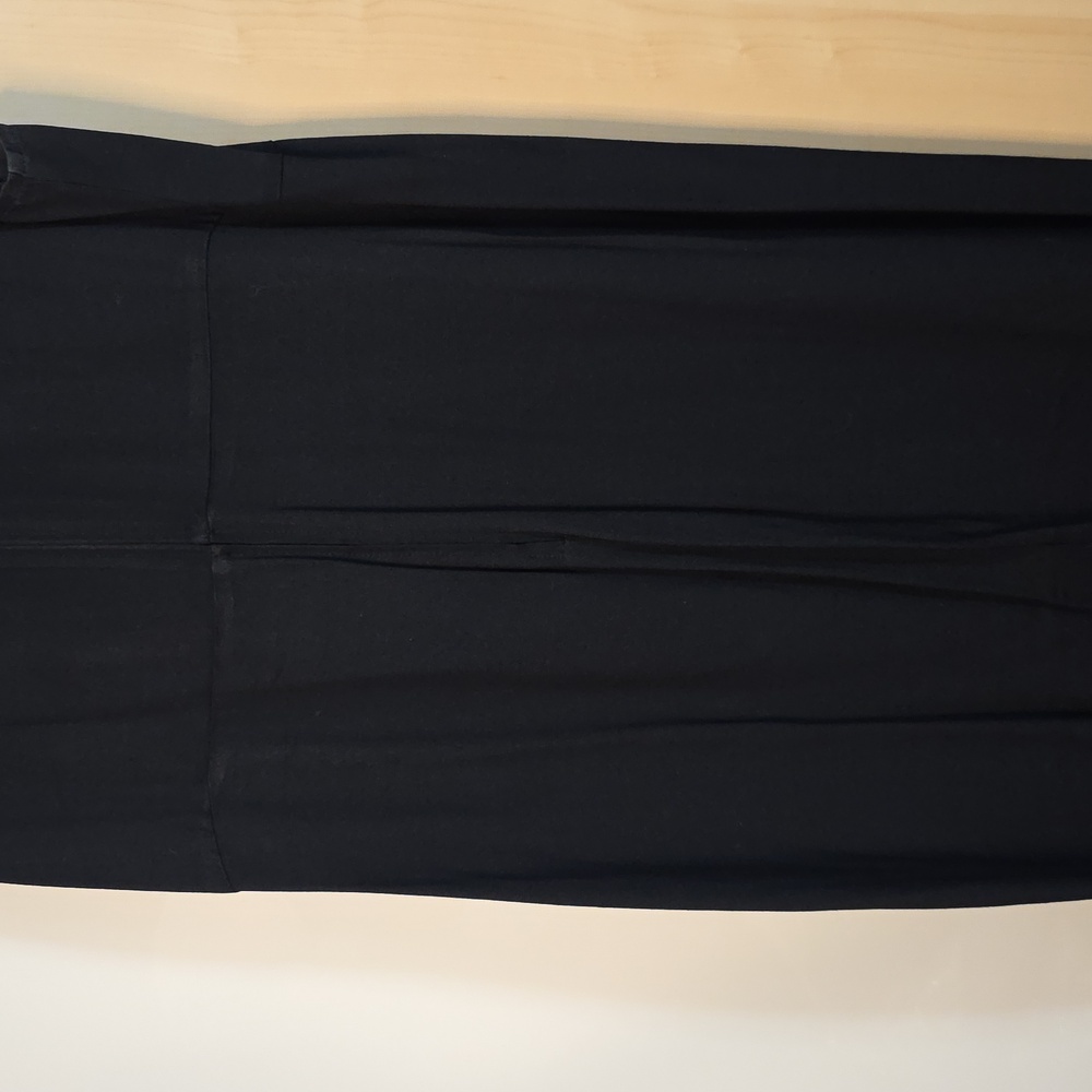 Women Maxi Dress, Black, 20WP, Preloved, Unlined, Zip-up In Back, Dry Clean - Picture 11 of 16